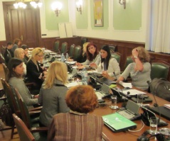 13 November 2014 Women’s Parliamentary Network members talk to Serbian businesswomen